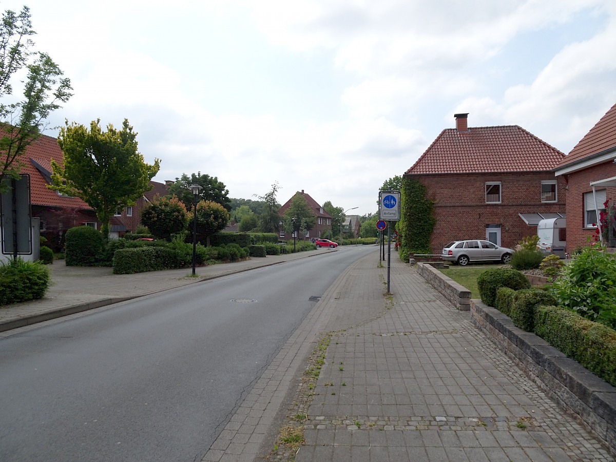 Derzeitige Führung des Radverkehrs an der Alverskirchener Straße. In diesem Bereich könnte auch der Startpunkt der Veloroute liegen.